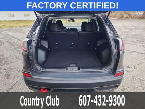 Used 2021 Jeep Cherokee Trailhawk AWD/4WD image 27