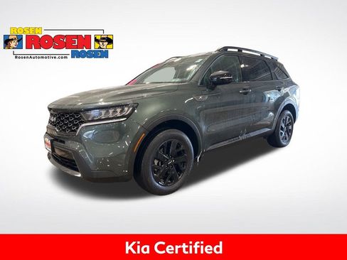 Certified 2023 Kia Sorento S image 1