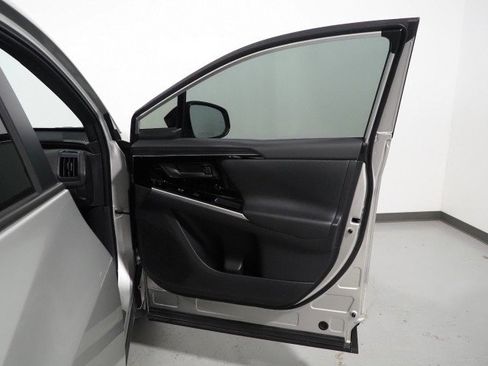 Used 2025 Toyota bZ4X XLE w/ Weather Package image 42