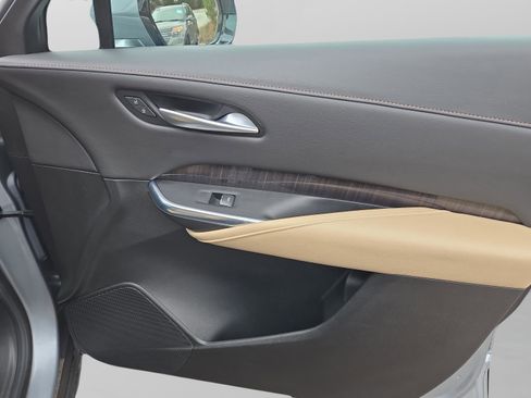 Used 2024 Cadillac XT4 Premium Luxury image 56