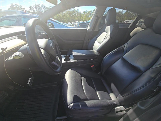 Used 2020 Tesla Model Y Long Range AWD/4WD image 7