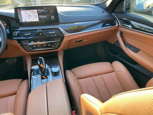 Certified 2023 BMW 540i xDrive w/ Executive Package image 10