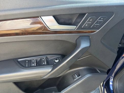 Used 2019 Audi Q5 2.0T Premium Plus w/ Premium Plus Package AWD/4WD image 14