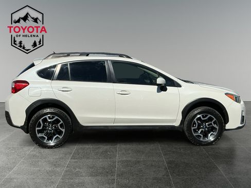 Used 2017 Subaru Crosstrek 2.0i Premium w/ Moonroof Package AWD/4WD image 6