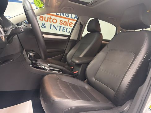 Used 2013 Volkswagen Passat 2.5 SE FWD image 7