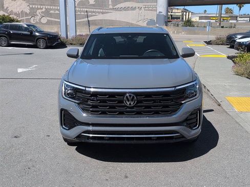 Used 2024 Volkswagen Atlas Cross Sport SEL R-Line AWD/4WD image 4
