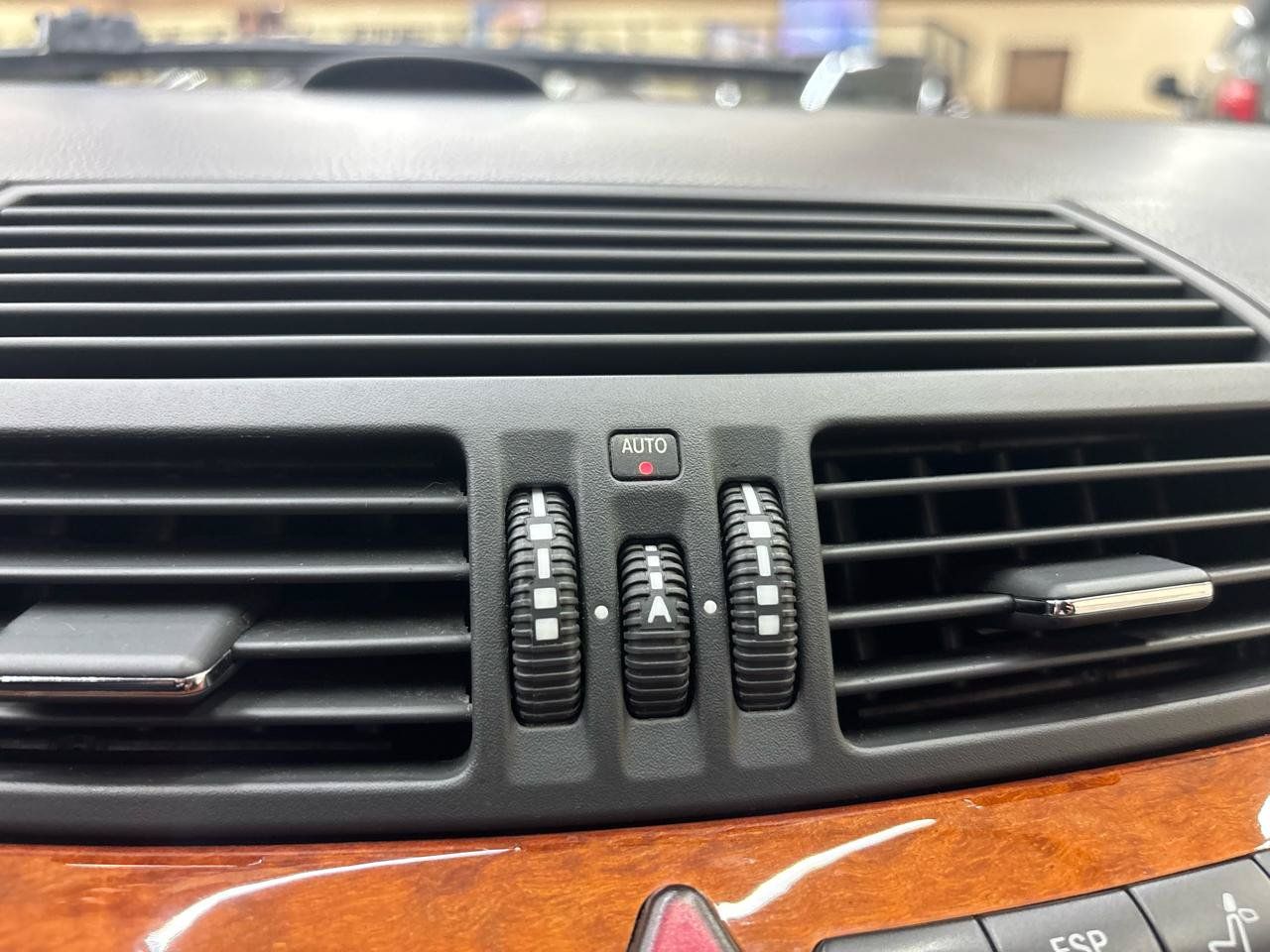 Used 2004 Mercedes-Benz S 430 image 39