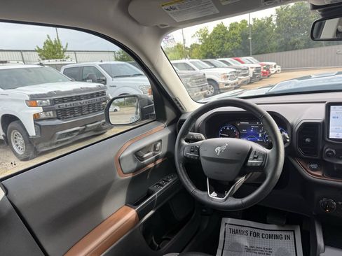 Used 2022 Ford Bronco Sport Outer Banks AWD/4WD image 19