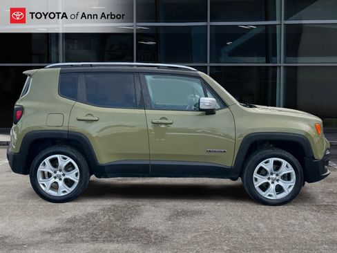 Used 2015 Jeep Renegade Limited image 12