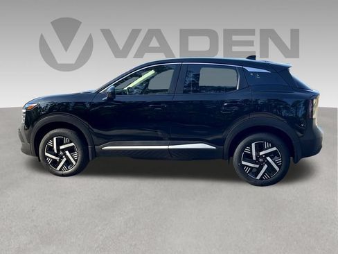 Used 2025 Nissan Kicks SV FWD image 5