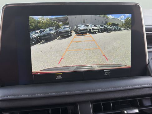 Used 2022 Chevrolet Tahoe LT RWD image 13