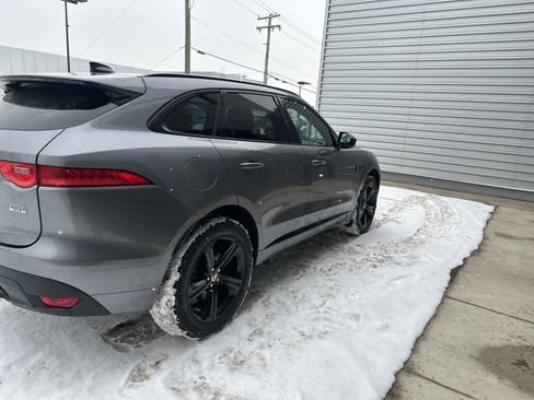Used 2020 Jaguar F-PACE Checkered Flag image 5