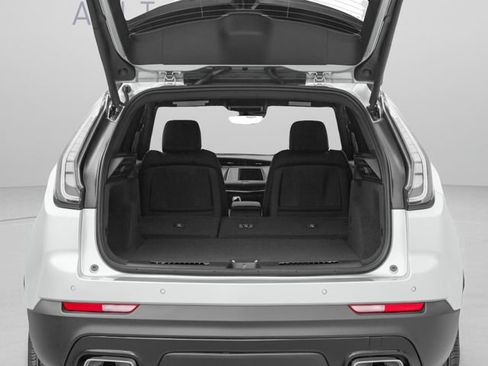 Used 2022 Cadillac XT4 Premium Luxury w/ Technology Package AWD/4WD image 27