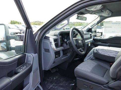 New 2026 Ford F350 XLT w/ XLT Premium Package image 10