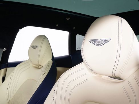 Used 2021 Aston Martin DBX Base image 26