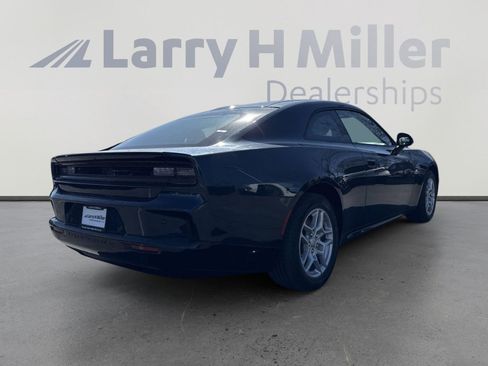 New 2025 Dodge Charger R/T w/ Quick Order Package 25M R/T image 8