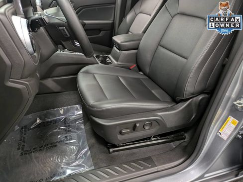 Used 2023 Chevrolet Colorado LT w/ LT Convenience Package III AWD/4WD image 11