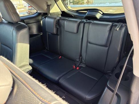 Used 2015 Toyota Highlander Limited image 17