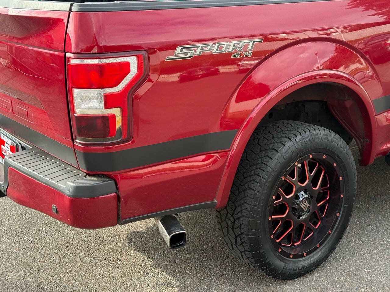 Used 2018 Ford F150 XLT w/ Equipment Group 302A Luxury AWD/4WD image 26