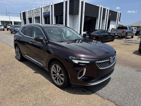 Used 2021 Buick Envision Avenir w/ Technology Package II FWD image 4