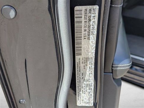 Used 2023 Jeep Grand Cherokee Overland w/ Advanced Protech Group III image 26