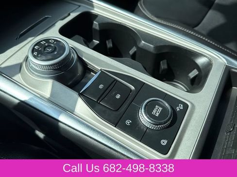 Used 2023 Ford Explorer Limited AWD/4WD image 29