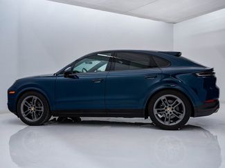 Certified 2024 Porsche Cayenne Coupe video 2