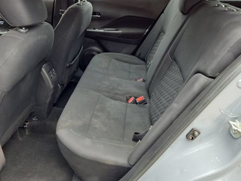 Used 2021 Nissan Kicks SV FWD image 11
