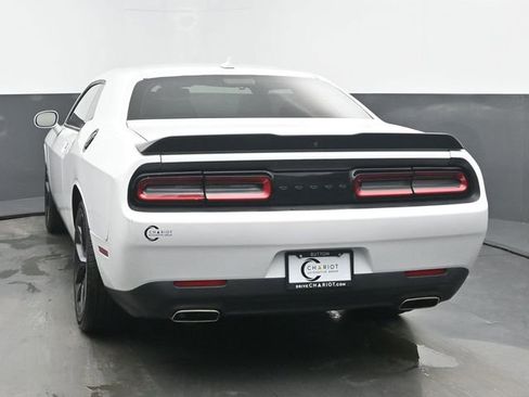 Used 2021 Dodge Challenger SXT w/ Blacktop Package image 5