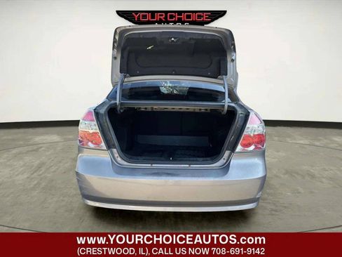 Used 2011 Chevrolet Aveo LT FWD image 10