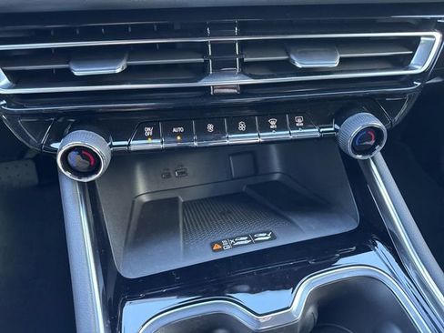 New 2026 Chevrolet Traverse RS AWD/4WD image 29