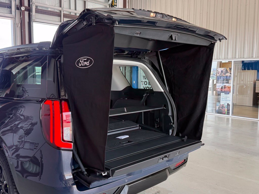 Used 2027 Ford Expedition Platinum RWD image 46
