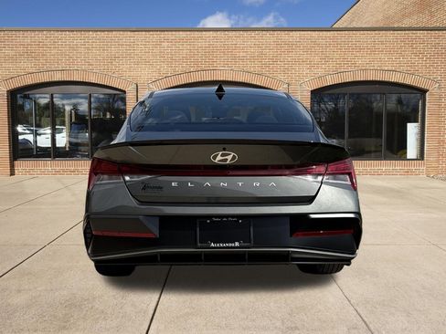 New 2026 Hyundai Elantra SEL Sport Premium w/ Cargo Package image 4