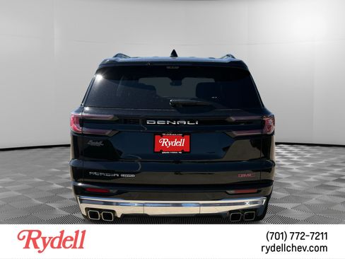 Used 2026 GMC Acadia Denali w/ Super Cruise Package AWD/4WD image 4
