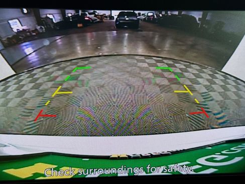 Used 2024 Nissan Altima 2.5 SV image 18