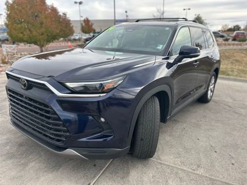 Used 2024 Toyota Grand Highlander AWD Hybrid image 3