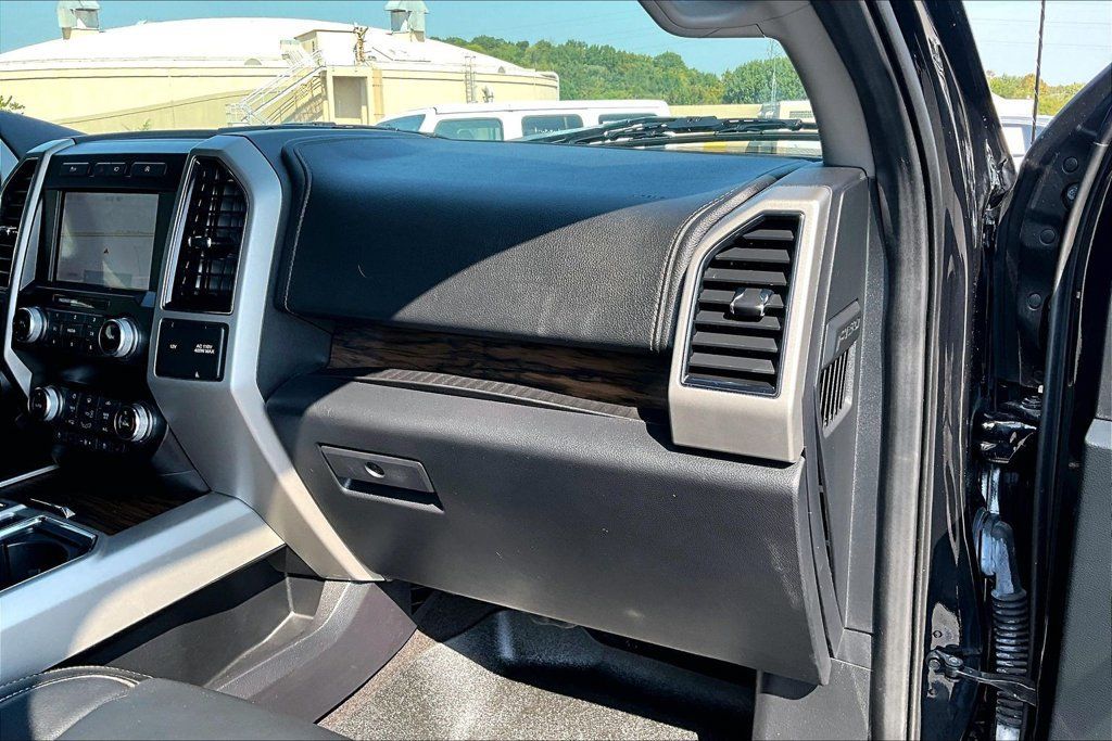 Used 2020 Ford F150 Lariat w/ Equipment Group 502A Luxury AWD/4WD image 29