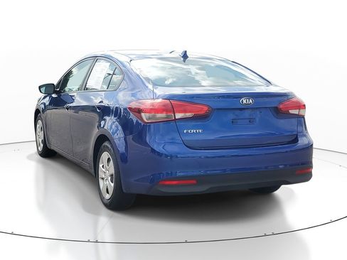 Used 2018 Kia Forte LX w/ LX Rear Camera Package image 3