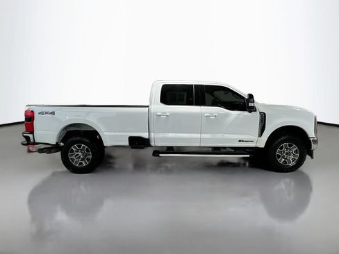 Used 2025 Ford F350 Lariat AWD/4WD image 4