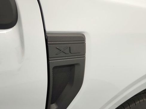 Used 2025 Ford Maverick XL w/ Equipment Group 102A image 33