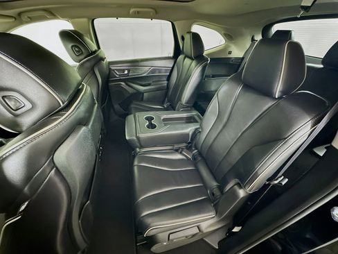 Used 2023 Acura MDX SH-AWD w/ Advance Package image 29