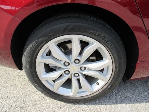 Used 2017 Chevrolet Impala LT w/ Leather Package image 30