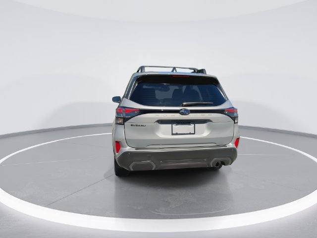 Used 2025 Subaru Forester Limited AWD/4WD image 6