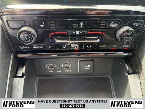 Used 2025 Jeep Grand Cherokee Altitude AWD/4WD image 23