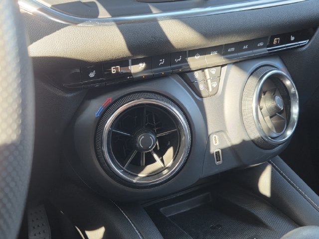 Certified 2023 Chevrolet Blazer LT w/ Convenience Package AWD/4WD image 32