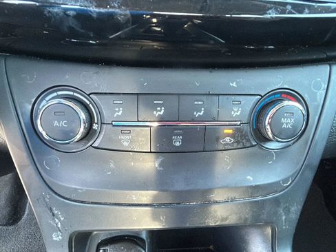 Used 2017 Nissan Sentra SV FWD image 7