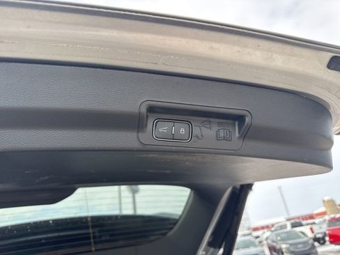 Used 2023 Ford Explorer XLT w/ Equipment Group 202A image 13