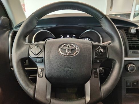 Used 2021 Toyota Sequoia TRD Pro AWD/4WD image 15