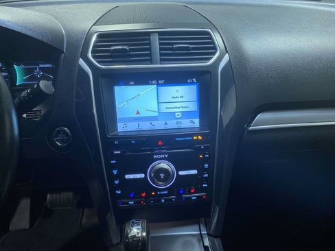 Used 2018 Ford Explorer Sport w/ Equipment Group 401A AWD/4WD image 16