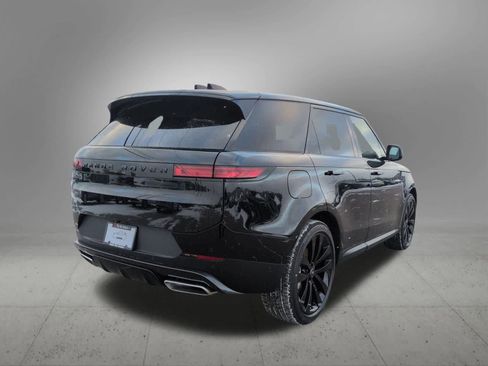 New 2025 Land Rover Range Rover Sport SE image 6